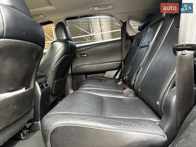 Лексус РХ, объемом двигателя 3.46 л и пробегом 265 тыс. км за 16900 $, фото 12 на Automoto.ua