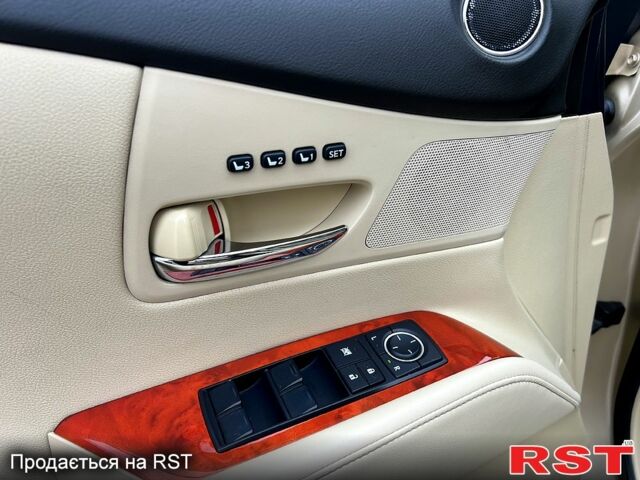 Лексус РХ, объемом двигателя 3.5 л и пробегом 185 тыс. км за 12999 $, фото 9 на Automoto.ua