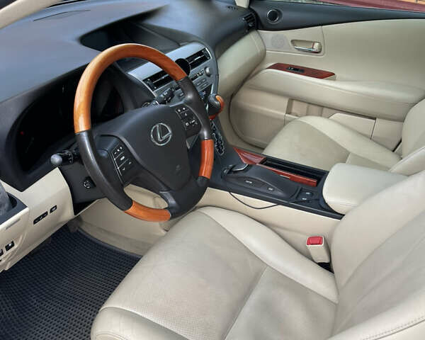 Лексус РХ, объемом двигателя 3.46 л и пробегом 130 тыс. км за 20000 $, фото 3 на Automoto.ua