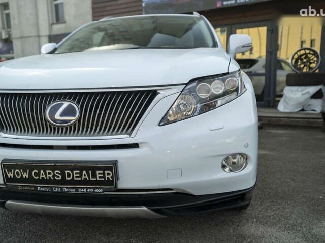 Лексус РХ, объемом двигателя 0 л и пробегом 141 тыс. км за 18500 $, фото 7 на Automoto.ua