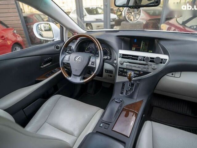 Лексус РХ, объемом двигателя 0 л и пробегом 141 тыс. км за 18500 $, фото 23 на Automoto.ua