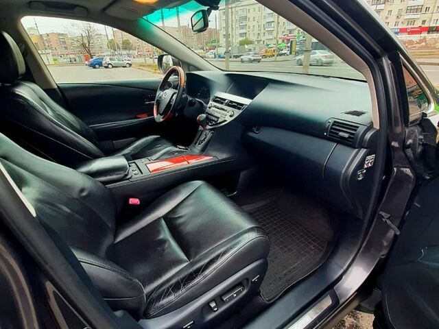 Лексус РХ, объемом двигателя 35 л и пробегом 239 тыс. км за 16000 $, фото 7 на Automoto.ua