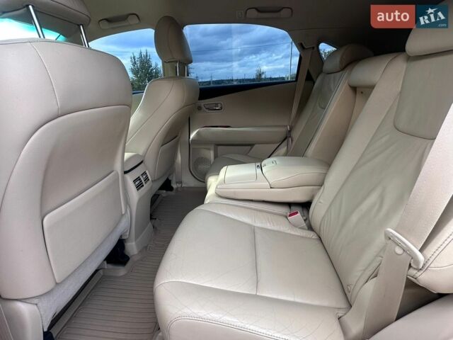 Лексус РХ, объемом двигателя 3.46 л и пробегом 89 тыс. км за 16699 $, фото 25 на Automoto.ua