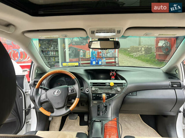 Лексус РХ, объемом двигателя 3.5 л и пробегом 245 тыс. км за 15000 $, фото 16 на Automoto.ua