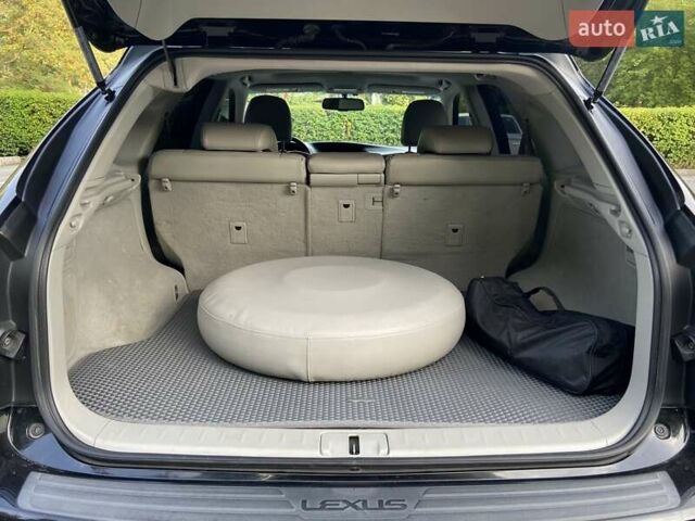 Лексус РХ, объемом двигателя 3.46 л и пробегом 193 тыс. км за 18400 $, фото 9 на Automoto.ua