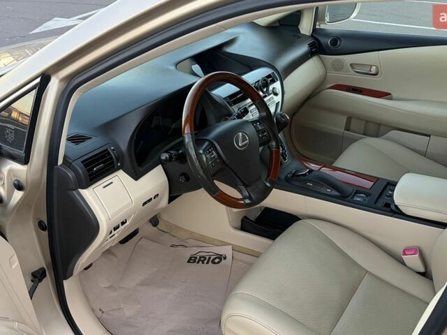 Лексус РХ, объемом двигателя 3.5 л и пробегом 194 тыс. км за 14500 $, фото 7 на Automoto.ua