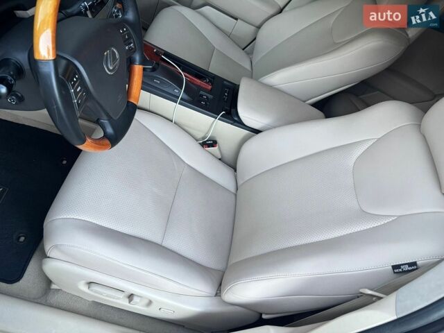 Лексус РХ, объемом двигателя 3.5 л и пробегом 240 тыс. км за 14500 $, фото 28 на Automoto.ua