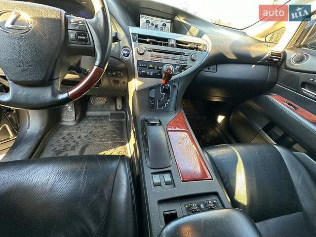 Лексус РХ, объемом двигателя 3.5 л и пробегом 190 тыс. км за 22000 $, фото 19 на Automoto.ua