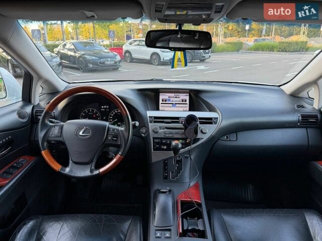 Лексус РХ, объемом двигателя 3.46 л и пробегом 291 тыс. км за 14490 $, фото 14 на Automoto.ua