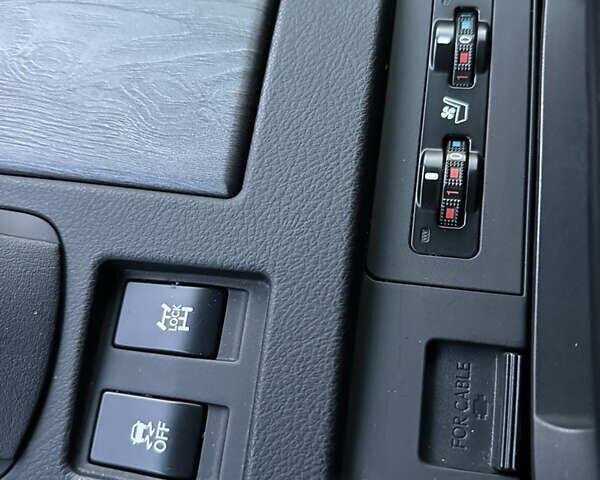 Лексус РХ, объемом двигателя 3.5 л и пробегом 185 тыс. км за 19990 $, фото 3 на Automoto.ua