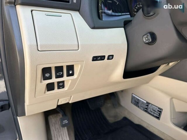 Лексус РХ, об'ємом двигуна 0 л та пробігом 100 тис. км за 19800 $, фото 9 на Automoto.ua