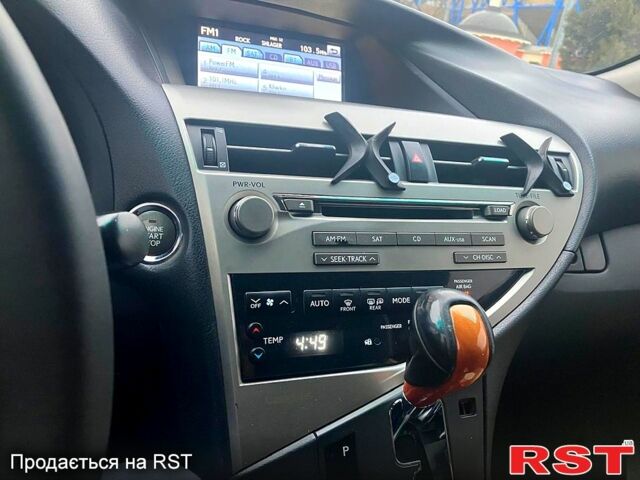 Лексус РХ, объемом двигателя 3.5 л и пробегом 155 тыс. км за 15000 $, фото 1 на Automoto.ua