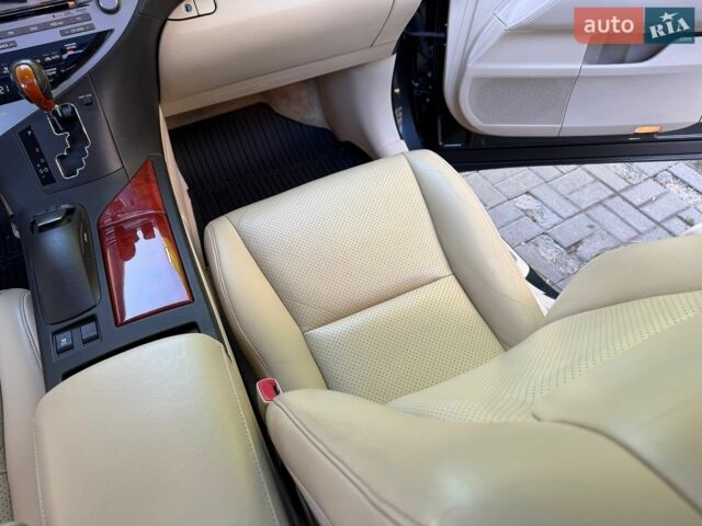Лексус РХ, об'ємом двигуна 3.46 л та пробігом 188 тис. км за 15800 $, фото 26 на Automoto.ua