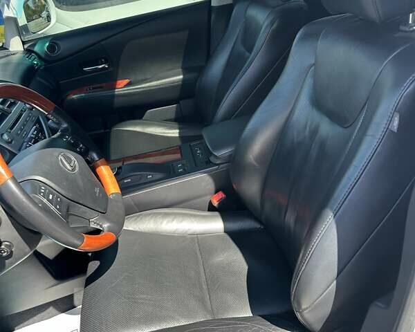 Лексус РХ, объемом двигателя 3.46 л и пробегом 179 тыс. км за 14900 $, фото 13 на Automoto.ua