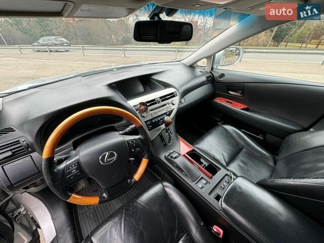 Лексус РХ, объемом двигателя 3.5 л и пробегом 280 тыс. км за 11000 $, фото 13 на Automoto.ua