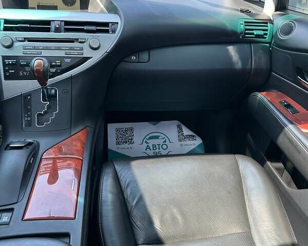 Лексус РХ, объемом двигателя 3.46 л и пробегом 179 тыс. км за 14900 $, фото 9 на Automoto.ua