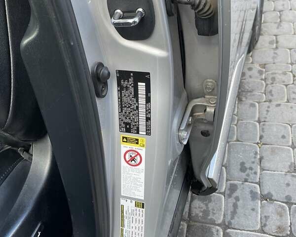 Лексус РХ, объемом двигателя 3.46 л и пробегом 225 тыс. км за 18000 $, фото 13 на Automoto.ua