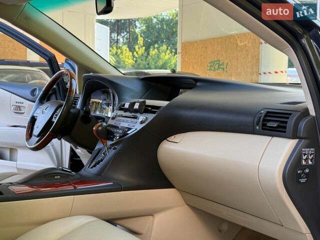 Лексус РХ, об'ємом двигуна 3.46 л та пробігом 188 тис. км за 15800 $, фото 30 на Automoto.ua