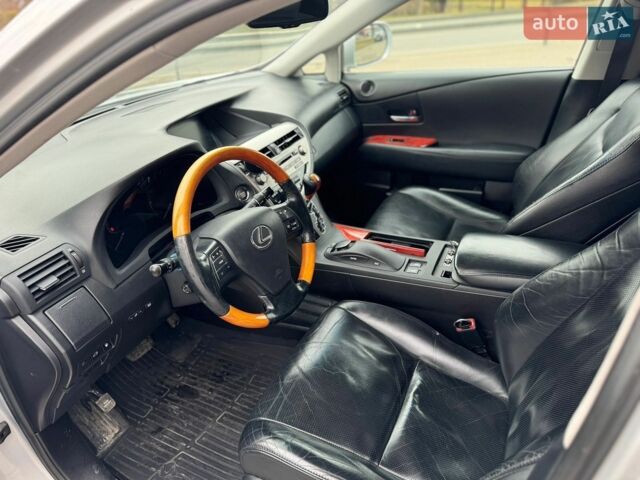 Лексус РХ, объемом двигателя 3.5 л и пробегом 280 тыс. км за 11000 $, фото 8 на Automoto.ua