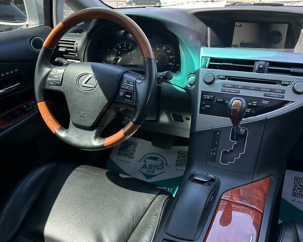 Лексус РХ, объемом двигателя 3.46 л и пробегом 179 тыс. км за 14900 $, фото 8 на Automoto.ua