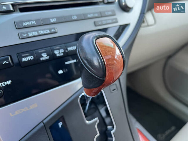 Лексус РХ, объемом двигателя 3.5 л и пробегом 260 тыс. км за 16900 $, фото 18 на Automoto.ua