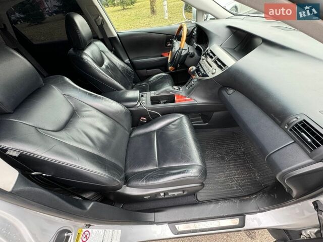 Лексус РХ, объемом двигателя 3.5 л и пробегом 280 тыс. км за 11000 $, фото 14 на Automoto.ua