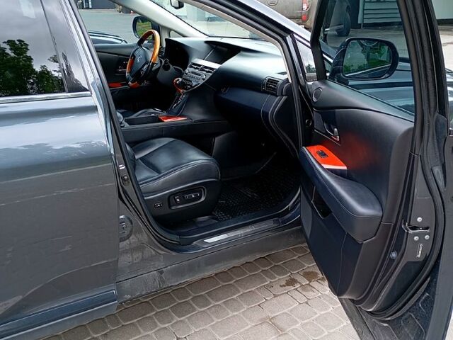 Лексус РХ, объемом двигателя 3.5 л и пробегом 210 тыс. км за 16700 $, фото 8 на Automoto.ua