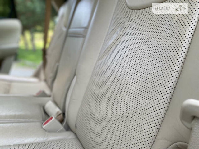 Лексус РХ, объемом двигателя 3.46 л и пробегом 260 тыс. км за 19999 $, фото 9 на Automoto.ua