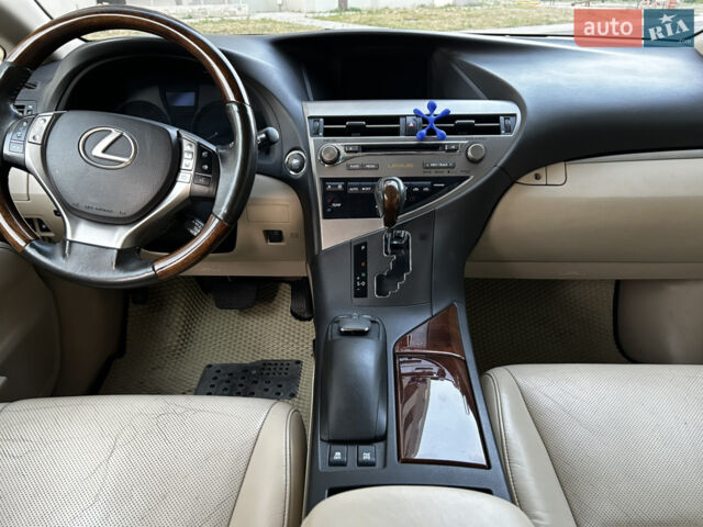 Лексус РХ, об'ємом двигуна 3.46 л та пробігом 255 тис. км за 17200 $, фото 19 на Automoto.ua
