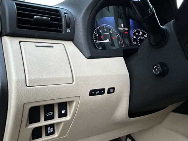 Лексус РХ, об'ємом двигуна 3.46 л та пробігом 255 тис. км за 17200 $, фото 28 на Automoto.ua