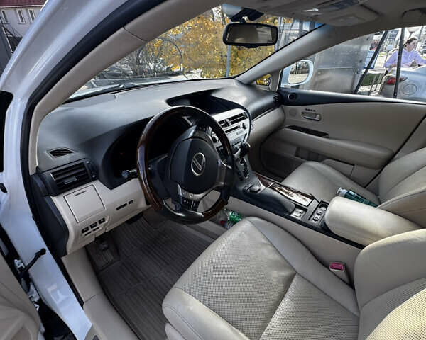 Лексус РХ, объемом двигателя 3.5 л и пробегом 142 тыс. км за 21500 $, фото 6 на Automoto.ua