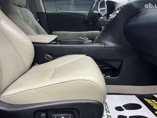 Лексус РХ, об'ємом двигуна 3.5 л та пробігом 129 тис. км за 18800 $, фото 17 на Automoto.ua