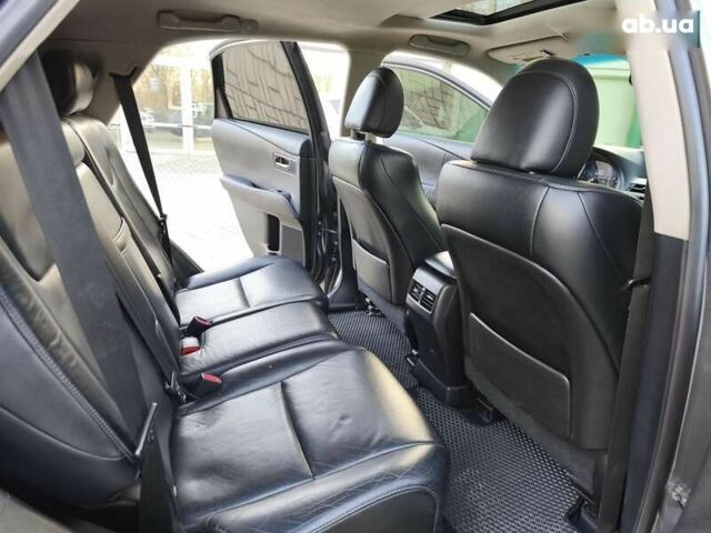 Лексус РХ, объемом двигателя 3.5 л и пробегом 240 тыс. км за 17950 $, фото 14 на Automoto.ua