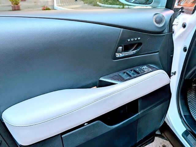 Лексус РХ, объемом двигателя 3.5 л и пробегом 117 тыс. км за 24200 $, фото 7 на Automoto.ua