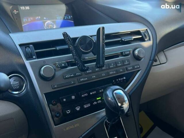Лексус РХ, объемом двигателя 0 л и пробегом 178 тыс. км за 18500 $, фото 17 на Automoto.ua