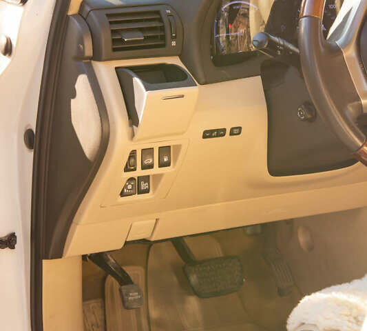 Лексус РХ, объемом двигателя 3.46 л и пробегом 168 тыс. км за 24700 $, фото 7 на Automoto.ua