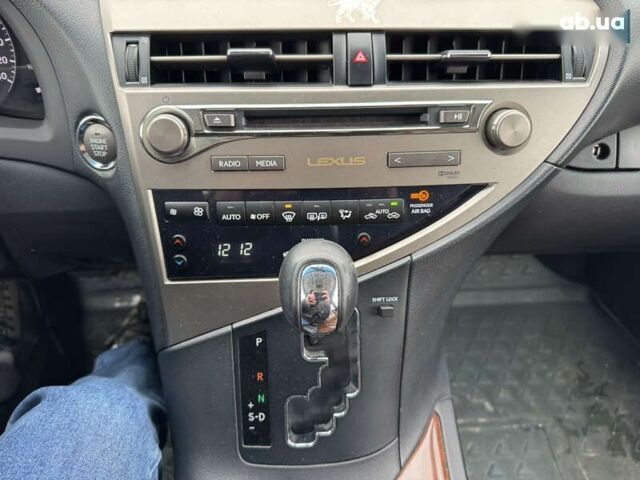 Лексус РХ, объемом двигателя 3.5 л и пробегом 333 тыс. км за 18990 $, фото 19 на Automoto.ua