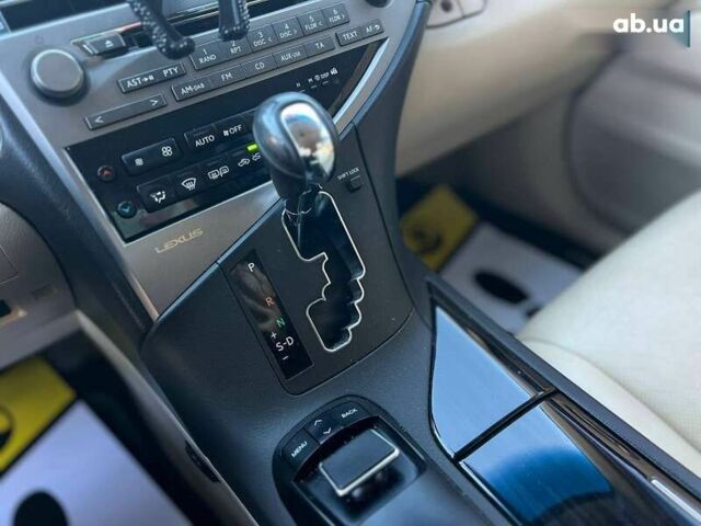 Лексус РХ, объемом двигателя 0 л и пробегом 178 тыс. км за 18500 $, фото 16 на Automoto.ua