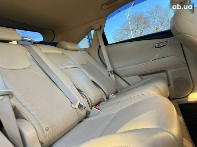Лексус РХ, объемом двигателя 0 л и пробегом 178 тыс. км за 18500 $, фото 10 на Automoto.ua