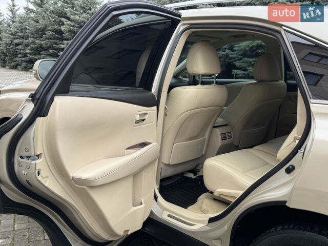Лексус РХ, об'ємом двигуна 3.46 л та пробігом 126 тис. км за 19000 $, фото 27 на Automoto.ua