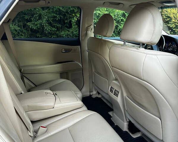Лексус РХ, объемом двигателя 3.46 л и пробегом 172 тыс. км за 20900 $, фото 22 на Automoto.ua