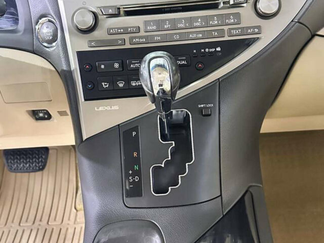 Лексус РХ, объемом двигателя 2.7 л и пробегом 160 тыс. км за 19999 $, фото 22 на Automoto.ua