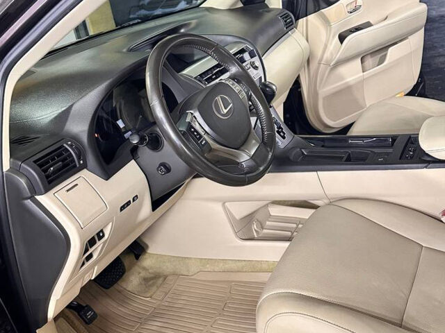 Лексус РХ, об'ємом двигуна 2.7 л та пробігом 160 тис. км за 19999 $, фото 11 на Automoto.ua