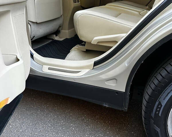 Лексус РХ, объемом двигателя 3.46 л и пробегом 172 тыс. км за 20900 $, фото 17 на Automoto.ua