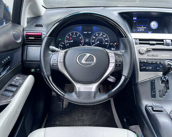 Лексус РХ, объемом двигателя 3.5 л и пробегом 124 тыс. км за 20600 $, фото 9 на Automoto.ua