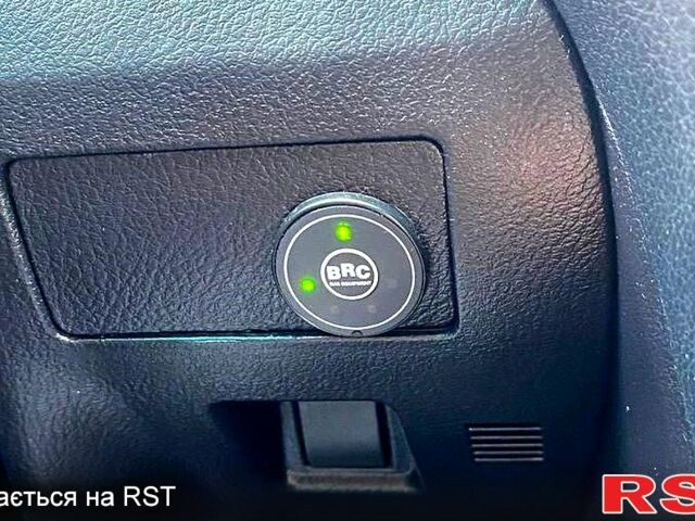 Лексус РХ, объемом двигателя 3.5 л и пробегом 152 тыс. км за 21000 $, фото 4 на Automoto.ua