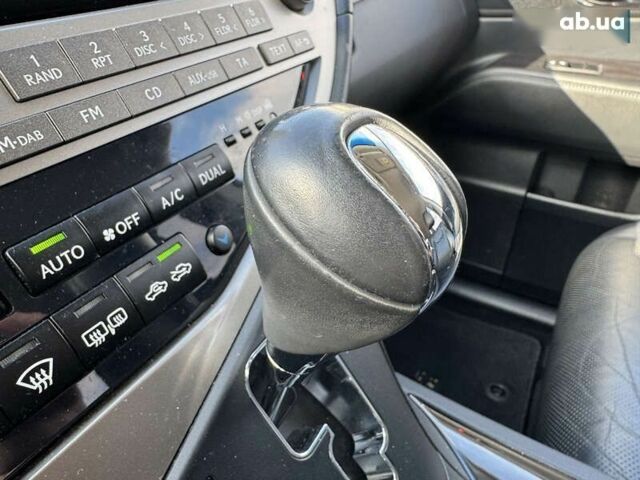 Лексус РХ, об'ємом двигуна 2.7 л та пробігом 83 тис. км за 25790 $, фото 24 на Automoto.ua