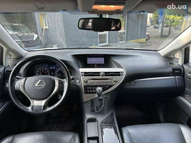 Лексус РХ, объемом двигателя 2.7 л и пробегом 147 тыс. км за 21000 $, фото 16 на Automoto.ua