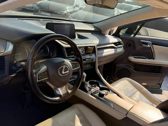 Лексус РХ, об'ємом двигуна 2 л та пробігом 149 тис. км за 25900 $, фото 16 на Automoto.ua
