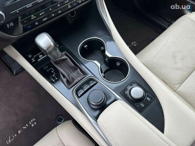 Лексус РХ, об'ємом двигуна 2 л та пробігом 110 тис. км за 34500 $, фото 19 на Automoto.ua